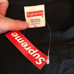 Men’s Supreme XL printed t shirt